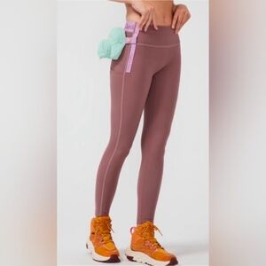 Outdoor voices snack 7/8 leggings